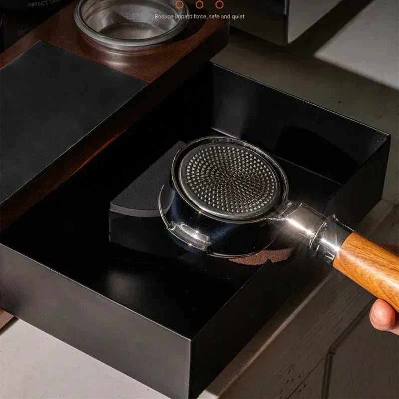 Estación de apisonado de café de madera de 51-58 mm con caja de golpeo Organizador de café para portafiltro, apisonador, distribuidor y pantalla de disco